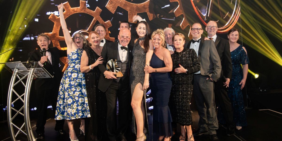 Mellors wins two local business awards